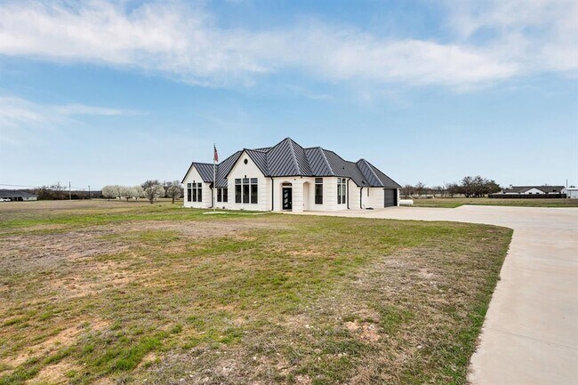 Building Photo - 157 Country Pl Ln