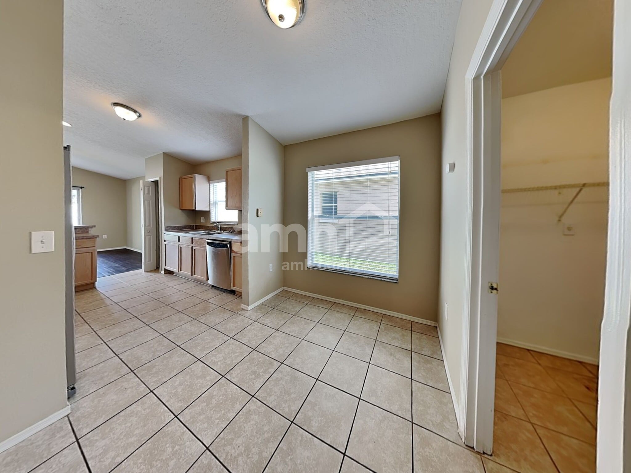 Building Photo - 2325 Ole Hickory Dr