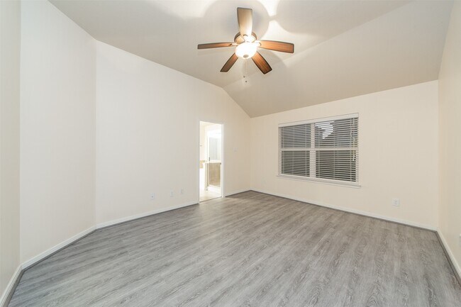 Building Photo - 3418 Lily Ranch Dr