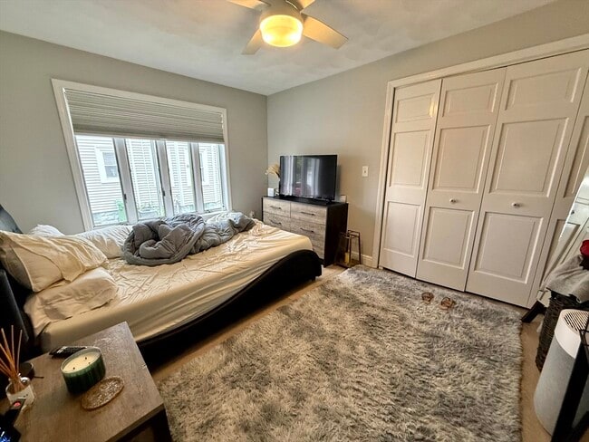 Building Photo - 15 Putnam St