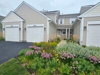 Building Photo - 2944 White Thorn Cir