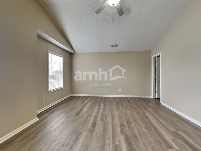 Building Photo - 113 Willow Lakes Ct