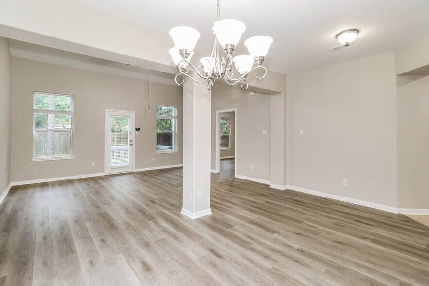 Building Photo - 999 Arbor Way
