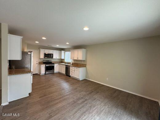 Building Photo - 3002 Jojoba Terrace