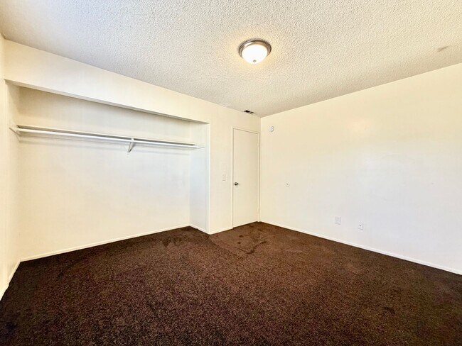 Building Photo - Spacious Backyard 4 Bedroom Home Located Next to Perris High School