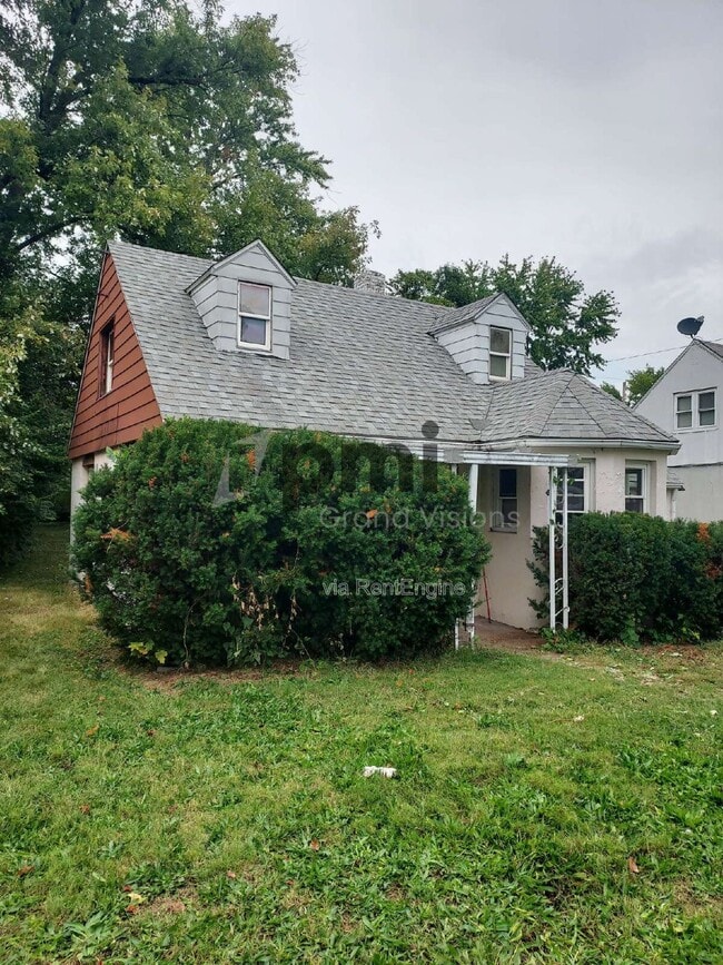 Building Photo - 328 E Kellar Ln