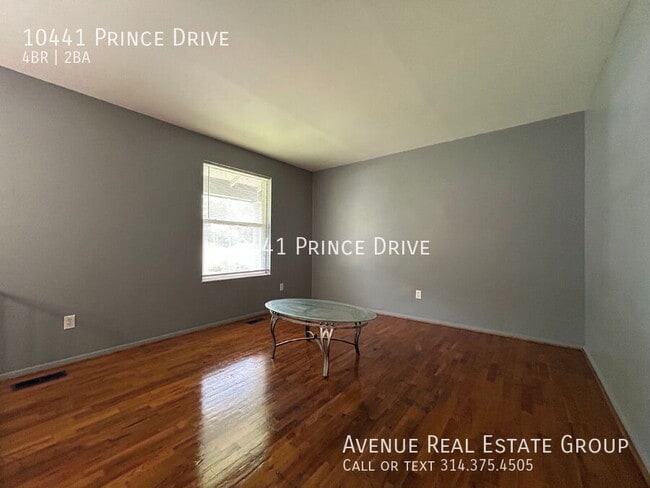 Building Photo - 10441 Prince Dr