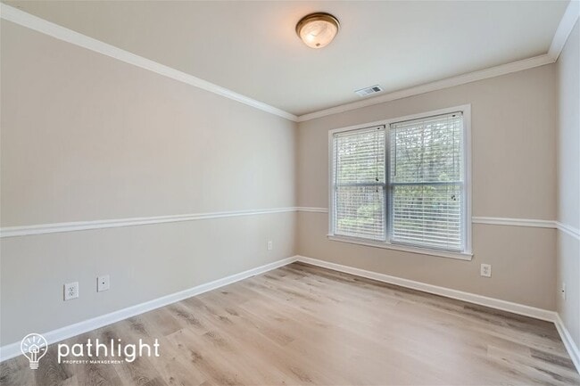 Building Photo - 104 Manous Drive