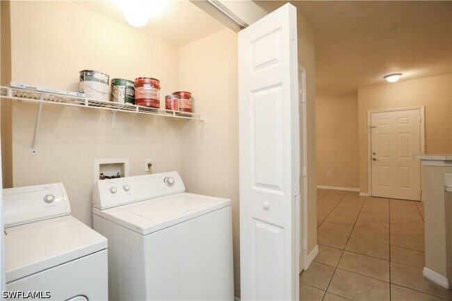 Building Photo - 23640 Walden Center Dr