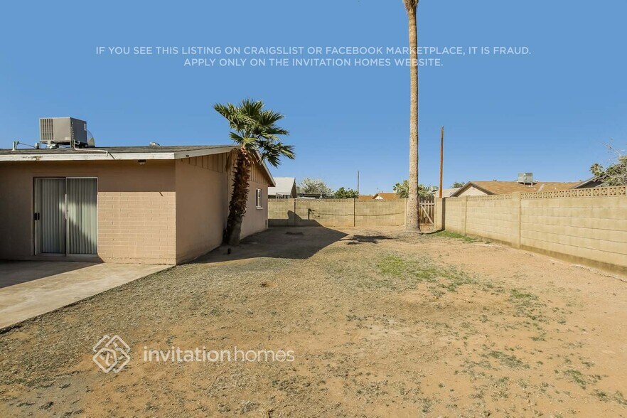 Building Photo - 5414 W Wilshire Dr