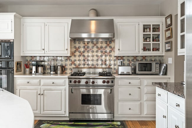 Building Photo - 239 Foreside Rd