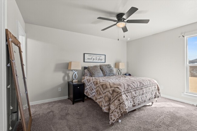 Building Photo - 2015 134th St