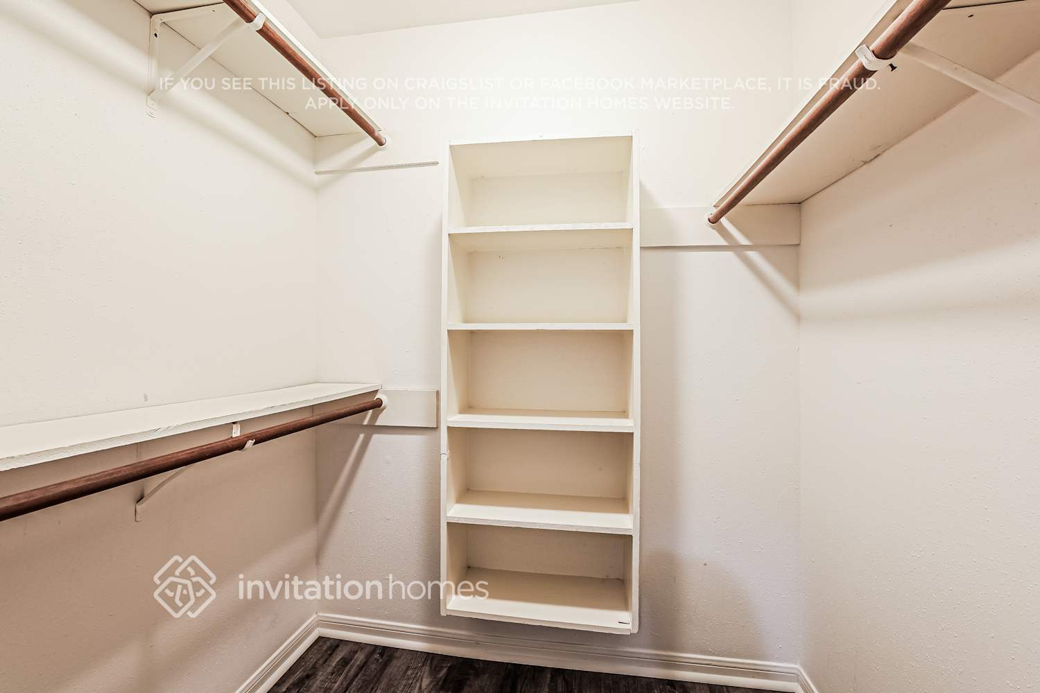 Building Photo - 17318 Shrub Oak Dr