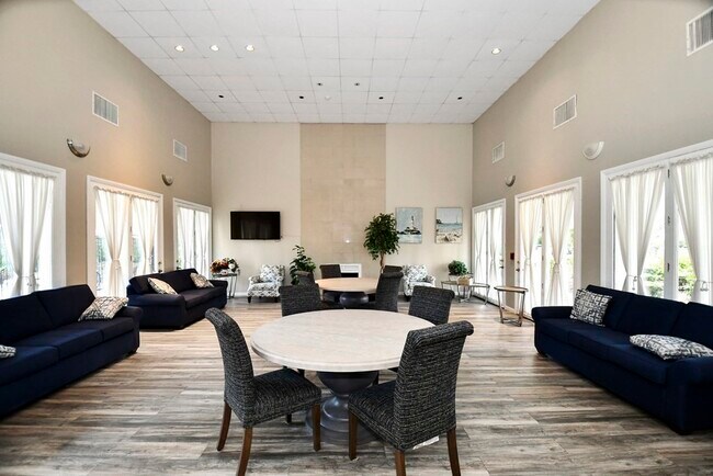 Building Photo - 200 Falls Blvd