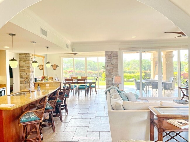 Building Photo - Tastefully Furnished and Exquisite 4 Bed/3 Bath in Hokulani Golf Villas with Ocean Views & Amenit...