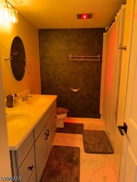 Building Photo - 751 Summer Ave