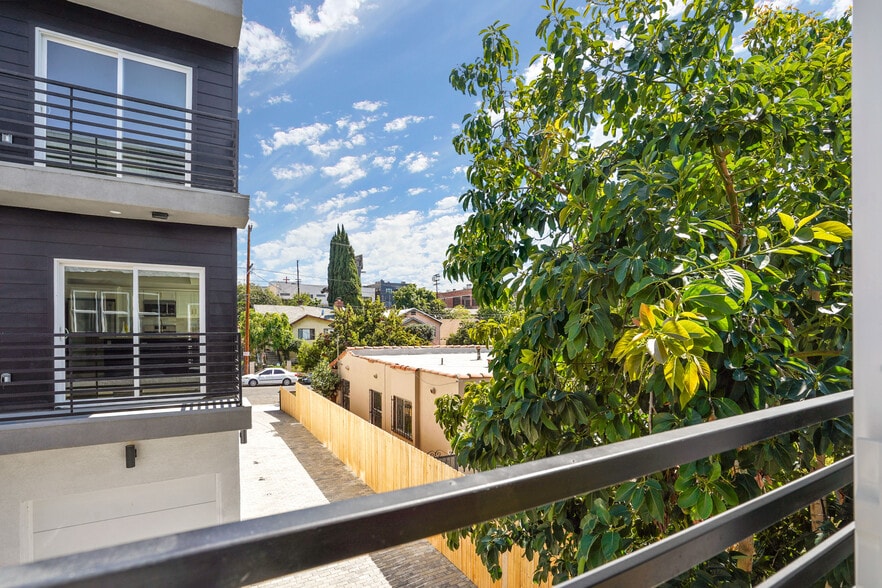 Balcony view - 2318 W 2nd St