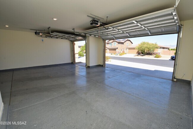 Building Photo - 12115 N Candywine Dr