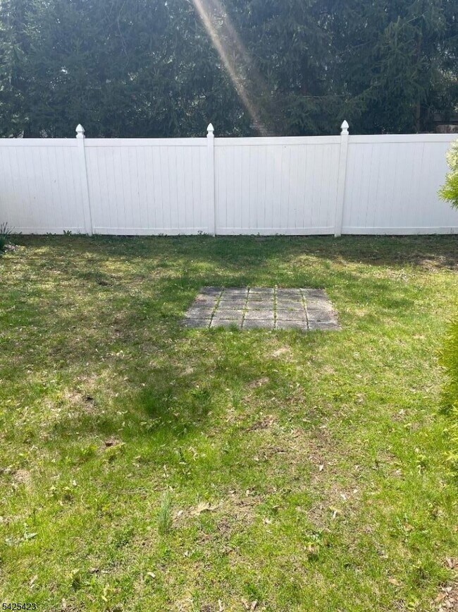 Building Photo - 107 Madison Ave