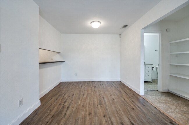 Building Photo - 2200 E Trinity Mls Rd