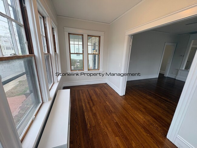 Building Photo - 108-110 Narragansett Street