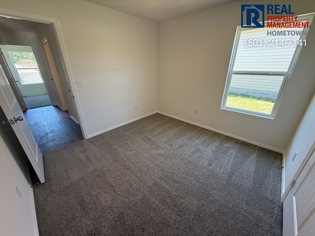Building Photo - 4060 Croft Avenue