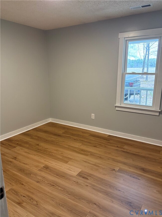 Building Photo - 1835 Jeter Rd