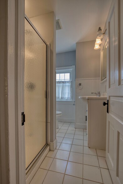 Hall Full Bath - 8 Glenwood Ave