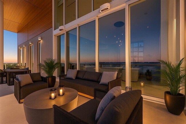 Building Photo - 1020 Sunset Point Rd