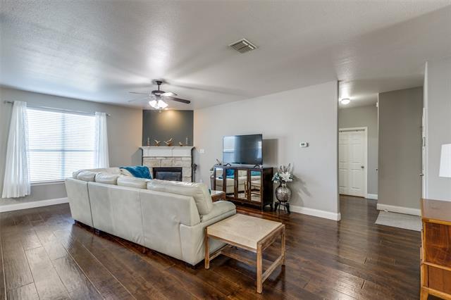 Building Photo - 1427 Hanover Ln