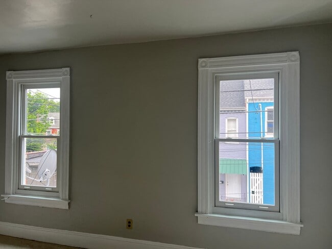 Building Photo - Old World Charm Lancaster City 4 bedroom 1...