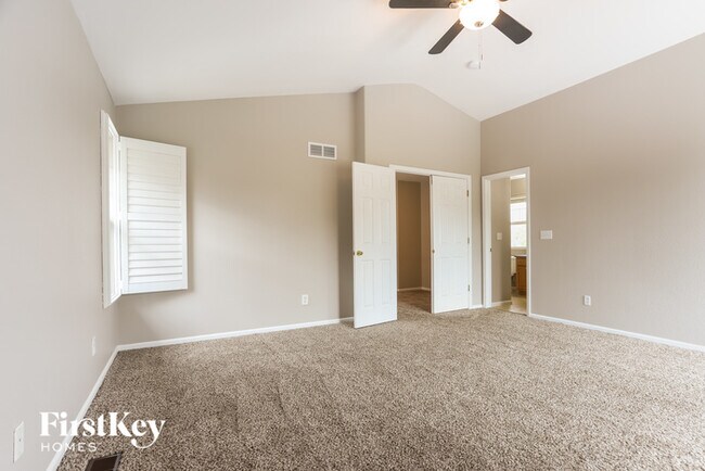 Building Photo - 1162 S Coolidge Cir