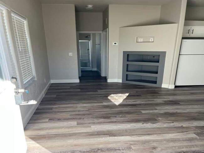 Building Photo - 342 S 40th St