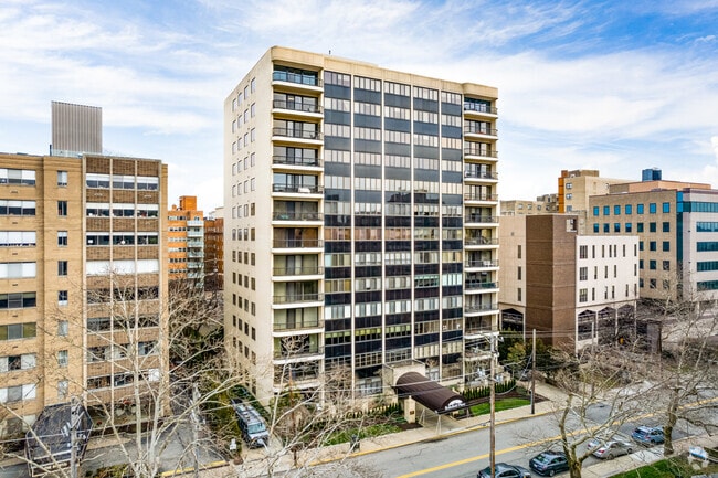 Primary Photo - Bellefield Place