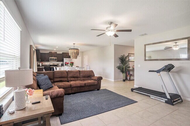 Building Photo - 1655 Blue Rose Dr