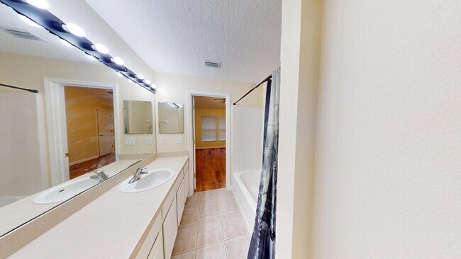 Building Photo - 3541 Twisted Tree Ln