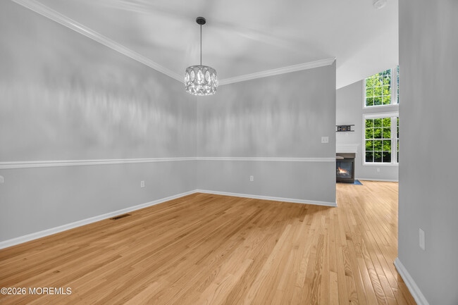 Building Photo - 10 Deepwater Cir