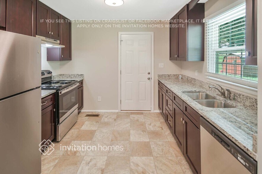 Building Photo - 3616 Slagle Dr