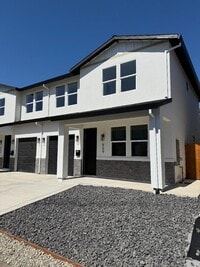 Building Photo - 963 Olive Br Pl