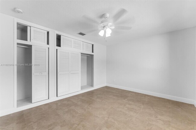 Building Photo - 9140 SW 45th Terrace