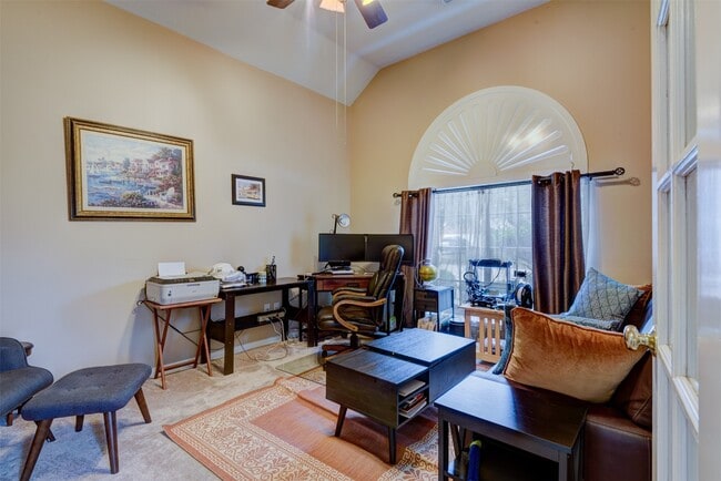 Building Photo - 9022 Westwillow Dr