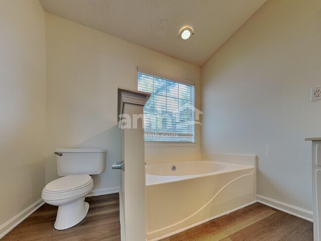 Building Photo - 8922 Tendring Ct