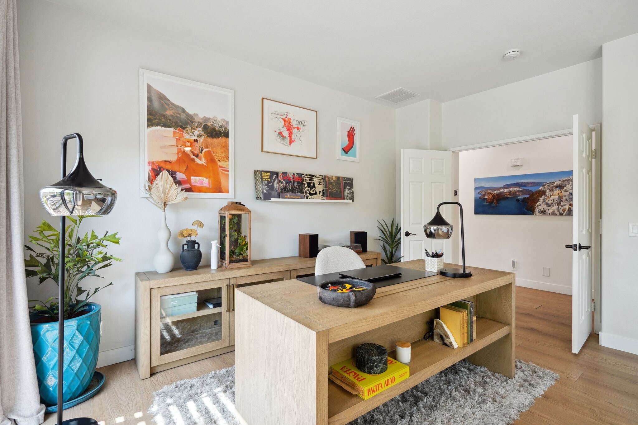 Building Photo - 45138 Shaugnessy Dr