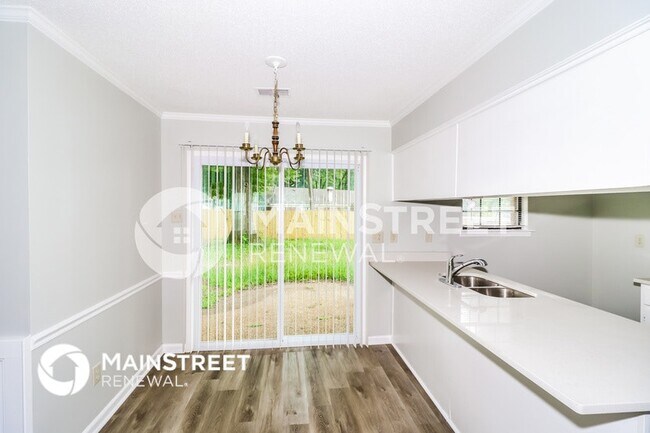 Building Photo - 6349 Valleydale Dr