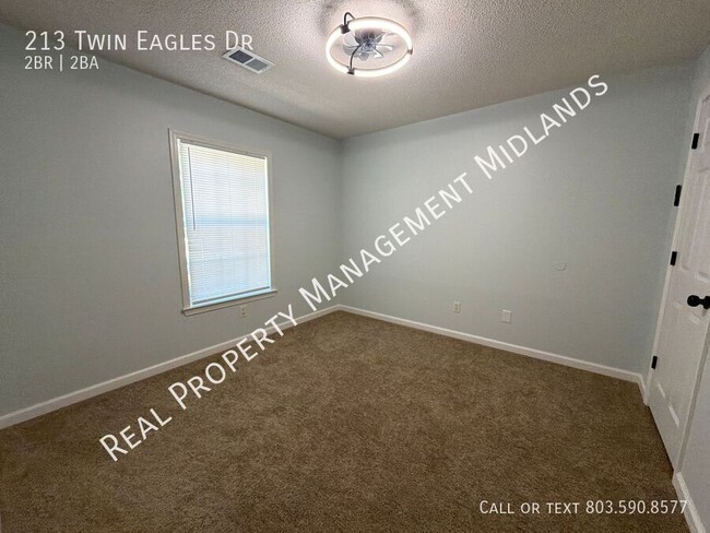 Building Photo - 213 Twin Eagles Dr