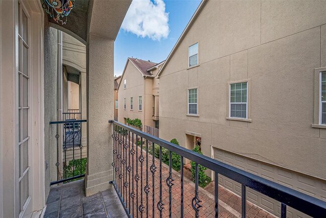Building Photo - 1606 Colorado St