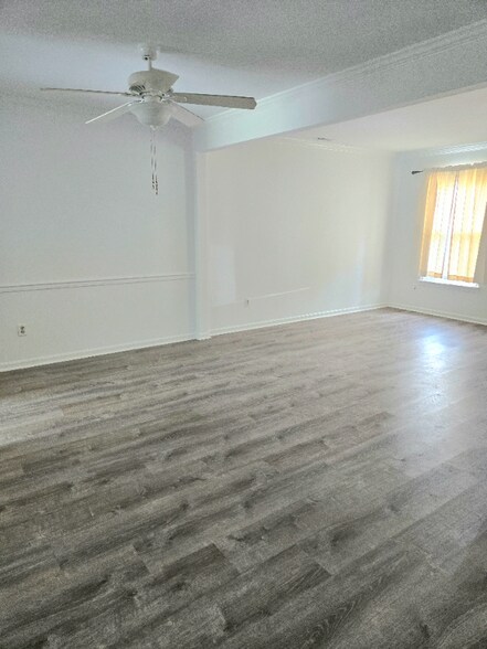 Building Photo - 691 Biltmore Dr