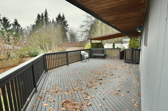 Building Photo - 3Bd/2Ba Everett House