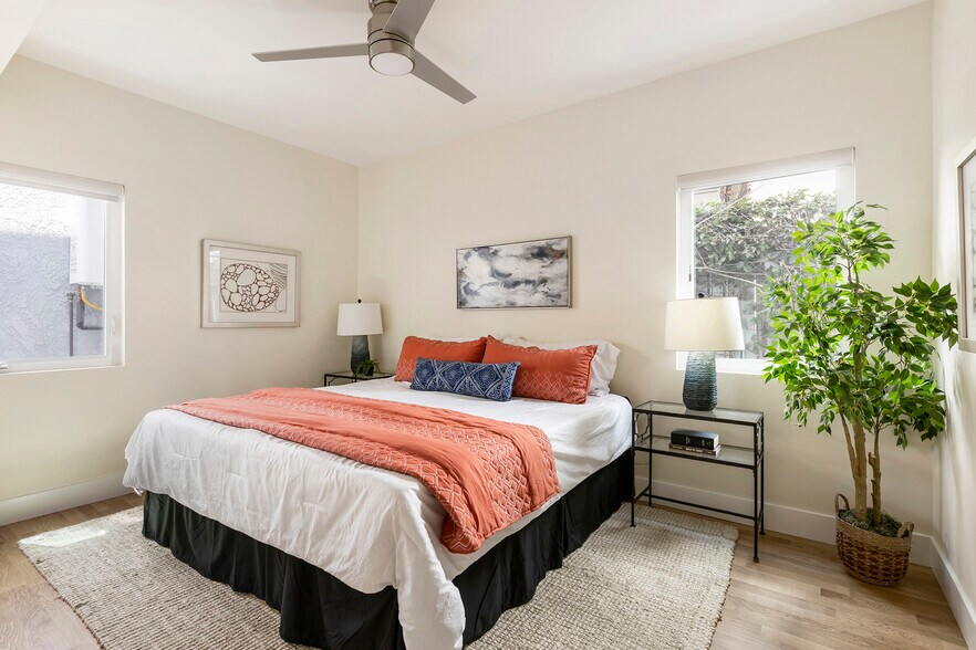 Building Photo - 617 6th Ave