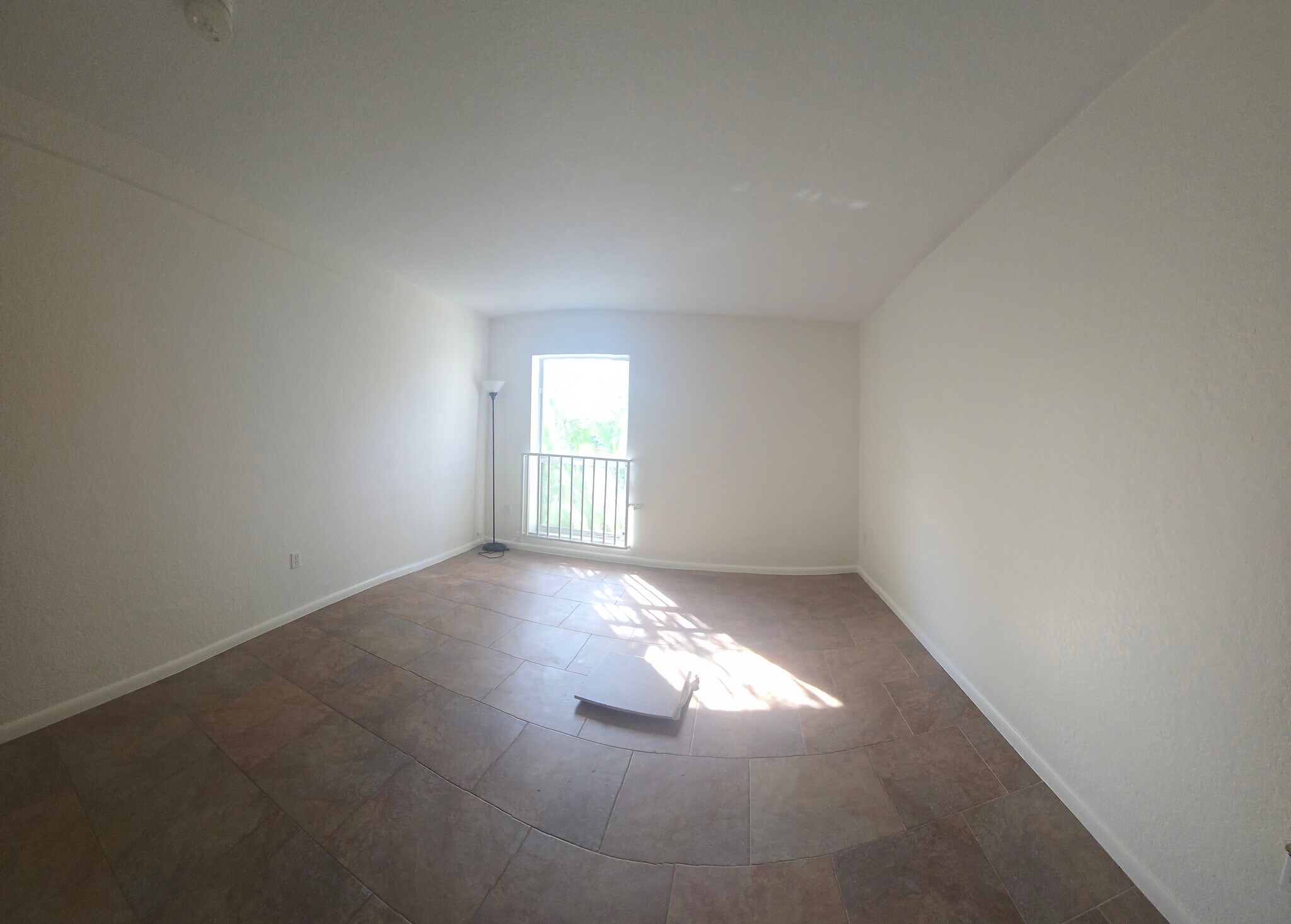 Building Photo - 8950 SW 69th Ct